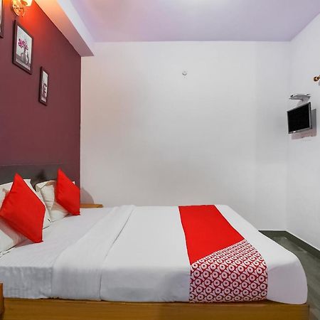 Oyo 27895 Memo Rooms Уті Екстер'єр фото