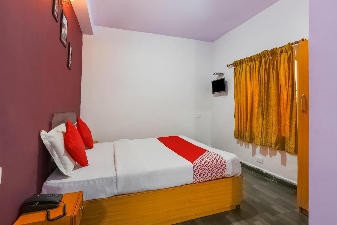 Oyo 27895 Memo Rooms Уті Екстер'єр фото