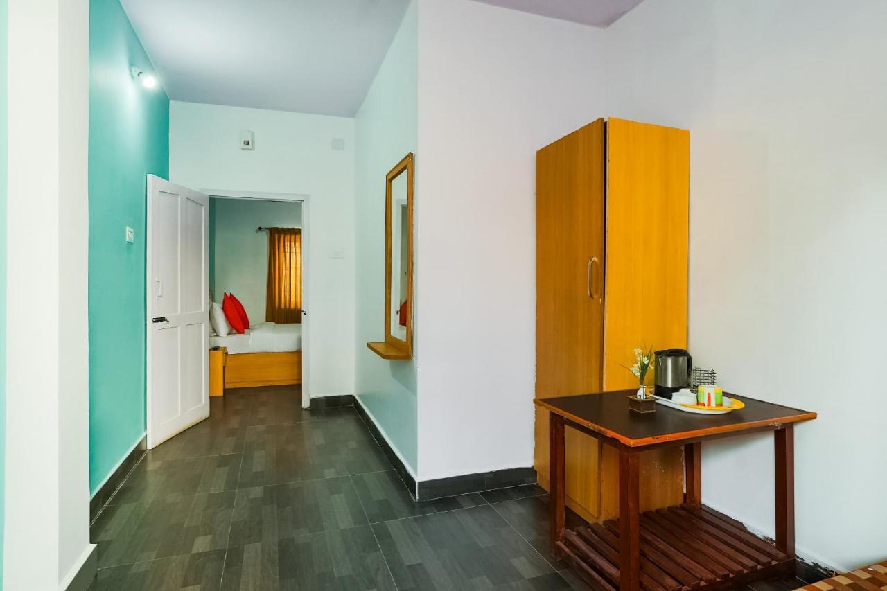 Oyo 27895 Memo Rooms Уті Екстер'єр фото
